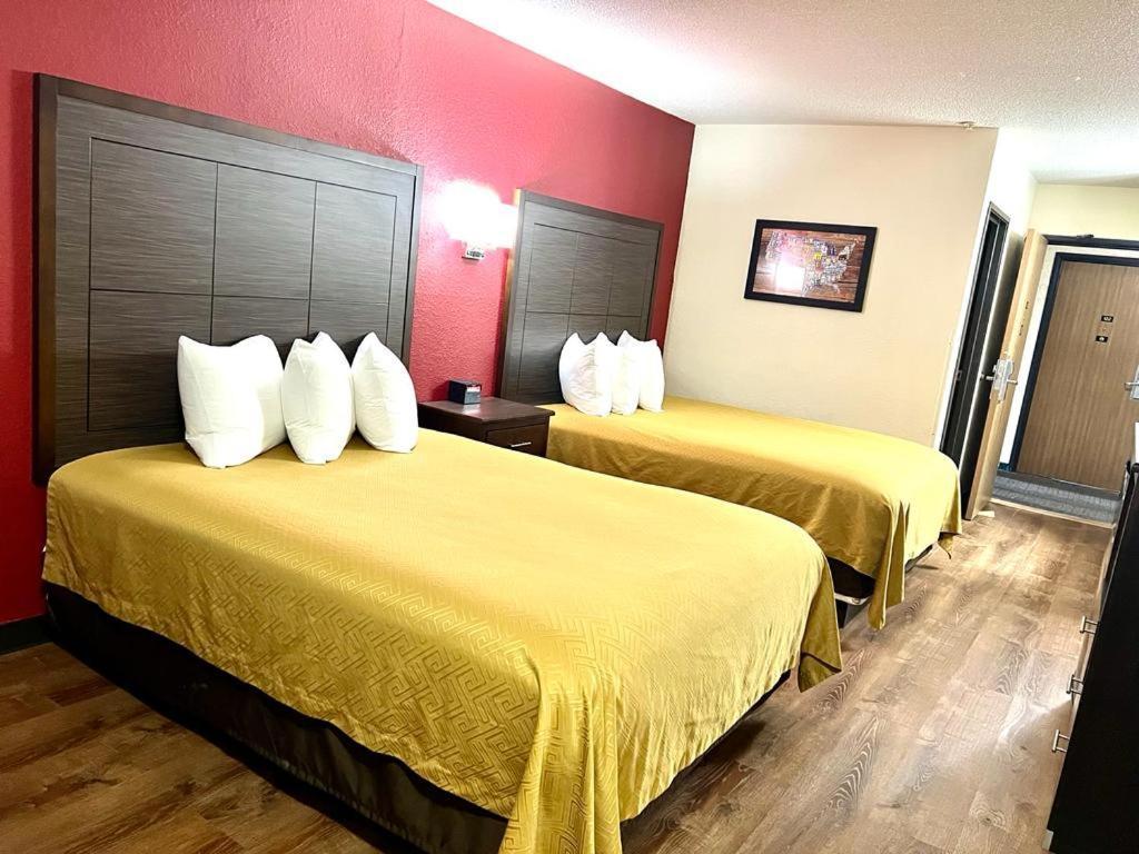 Econo Lodge Oacoma Exterior photo